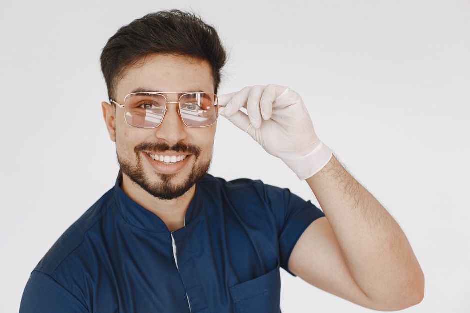 Medic stomatolog Ava Smile